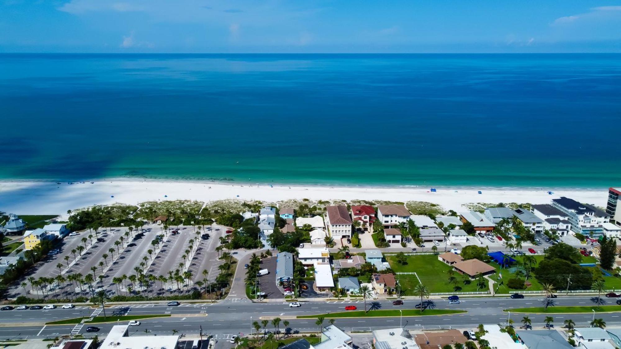 Carousel -redington Shores Motel Redington Shores